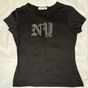 Chic Black Women's Tee with NY Design